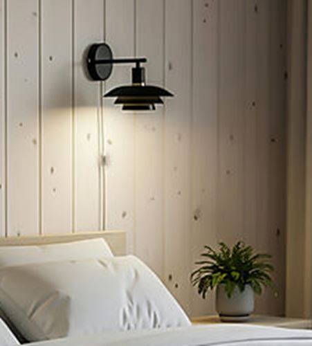 Epsilon vägglampa svart