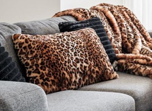 Leo pälskudde brun leopardtryck