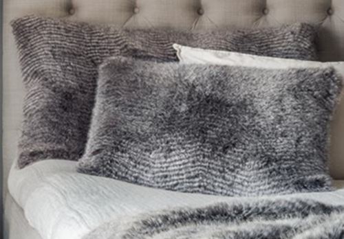 Stily pälskudde grå